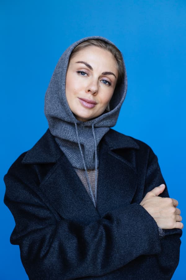 Капор-балаклава из пушистого мериноса - Шалфей, тауп, экрю, черный, темный тауп, темный серый