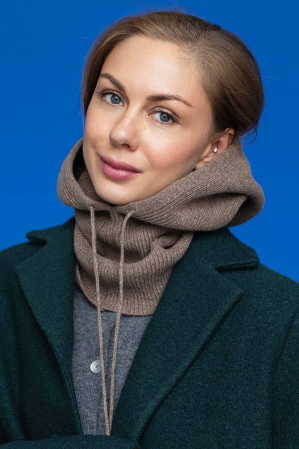 Капор-балаклава из пушистого мериноса - Шалфей, тауп, экрю, черный, темный тауп, темный серый