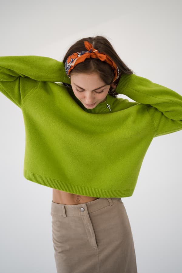 Джемпер укороченный из пушистой шерсти 100% шерсть premium merino wool – Шартрез