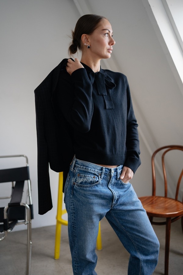 Cashmere джемпер с бантом на вороте  - Черный