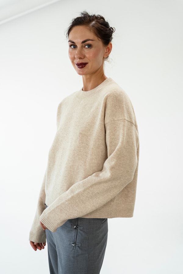 Джемпер укороченный из пушистой шерсти 100% шерсть premium merino wool – Бежевый